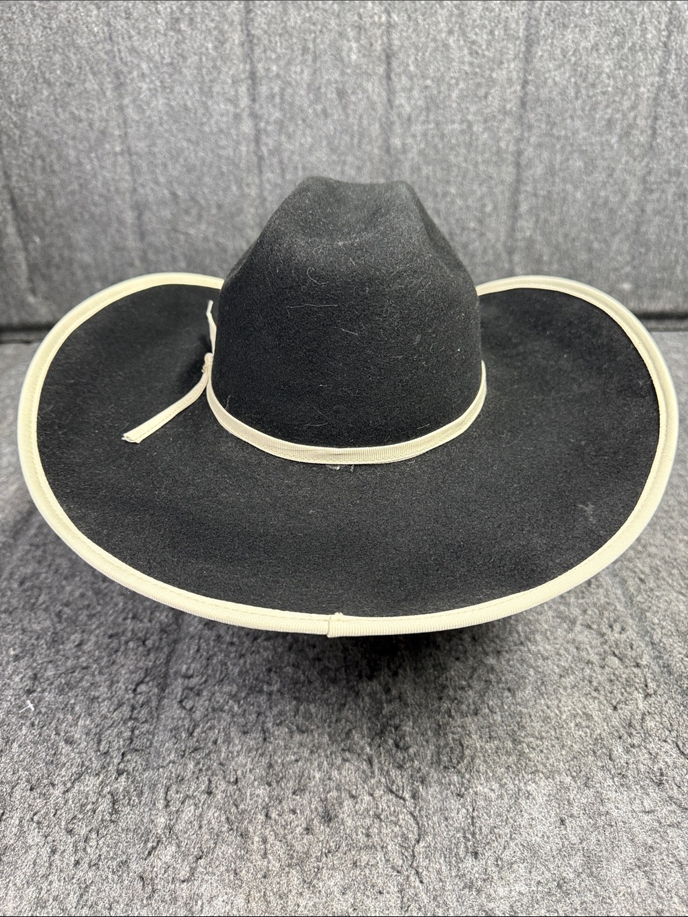 Bullhide Black Felt Western Hat with Cream Trim and Band - Picture 4 of 7